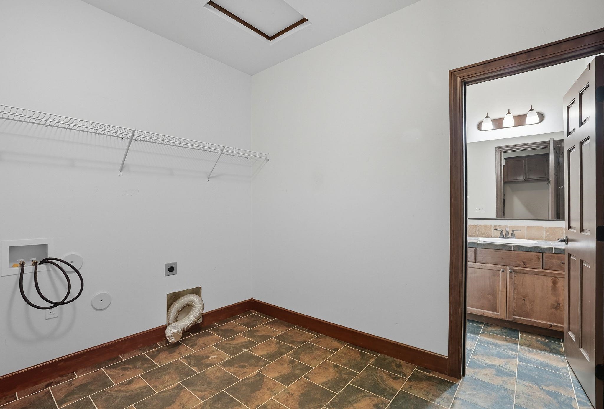 4611 West Anderson Road Cheney, WA 99004 - Photo 16 of 50