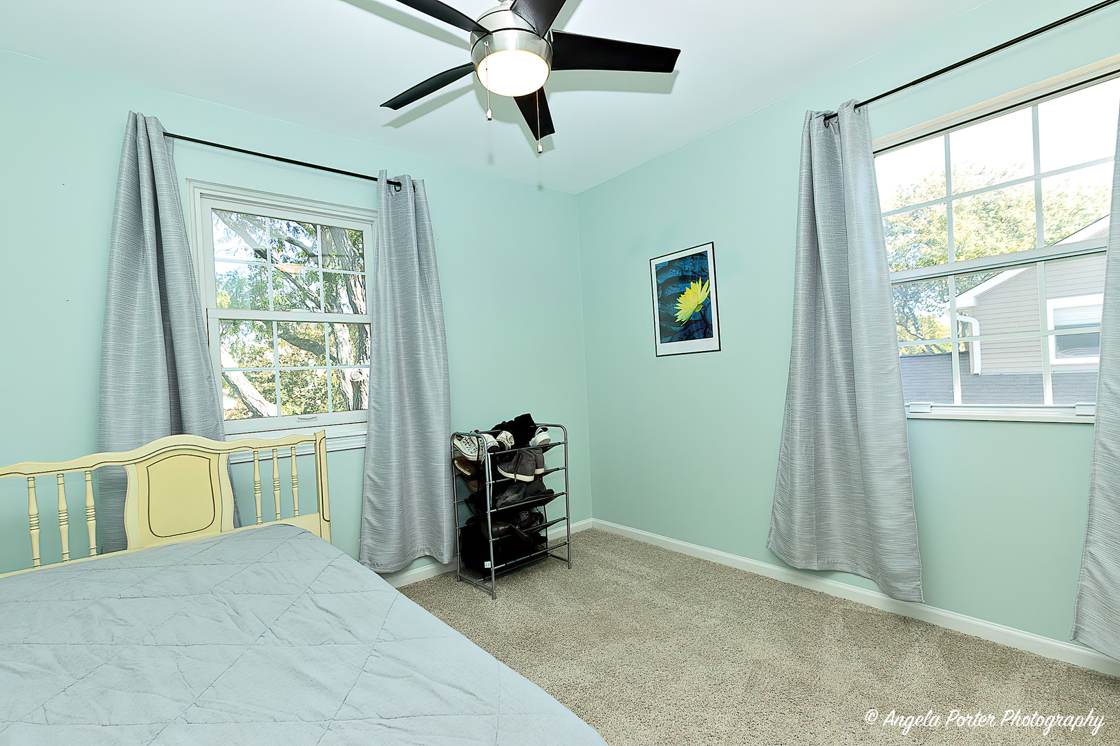337 Claire Lane Cary, IL 60013 - Photo 21 of 35 a bed room with a bed and a window