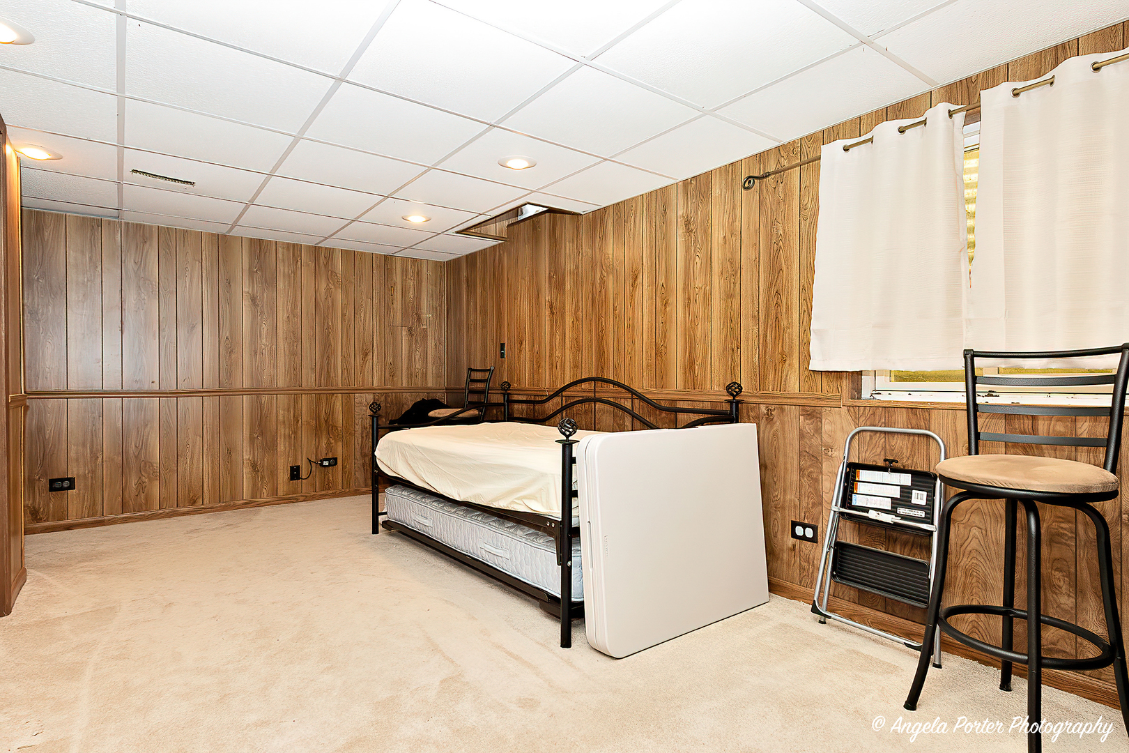 337 Claire Lane Cary, IL 60013 - Photo 26 of 35 a bed room with a bed and a chair