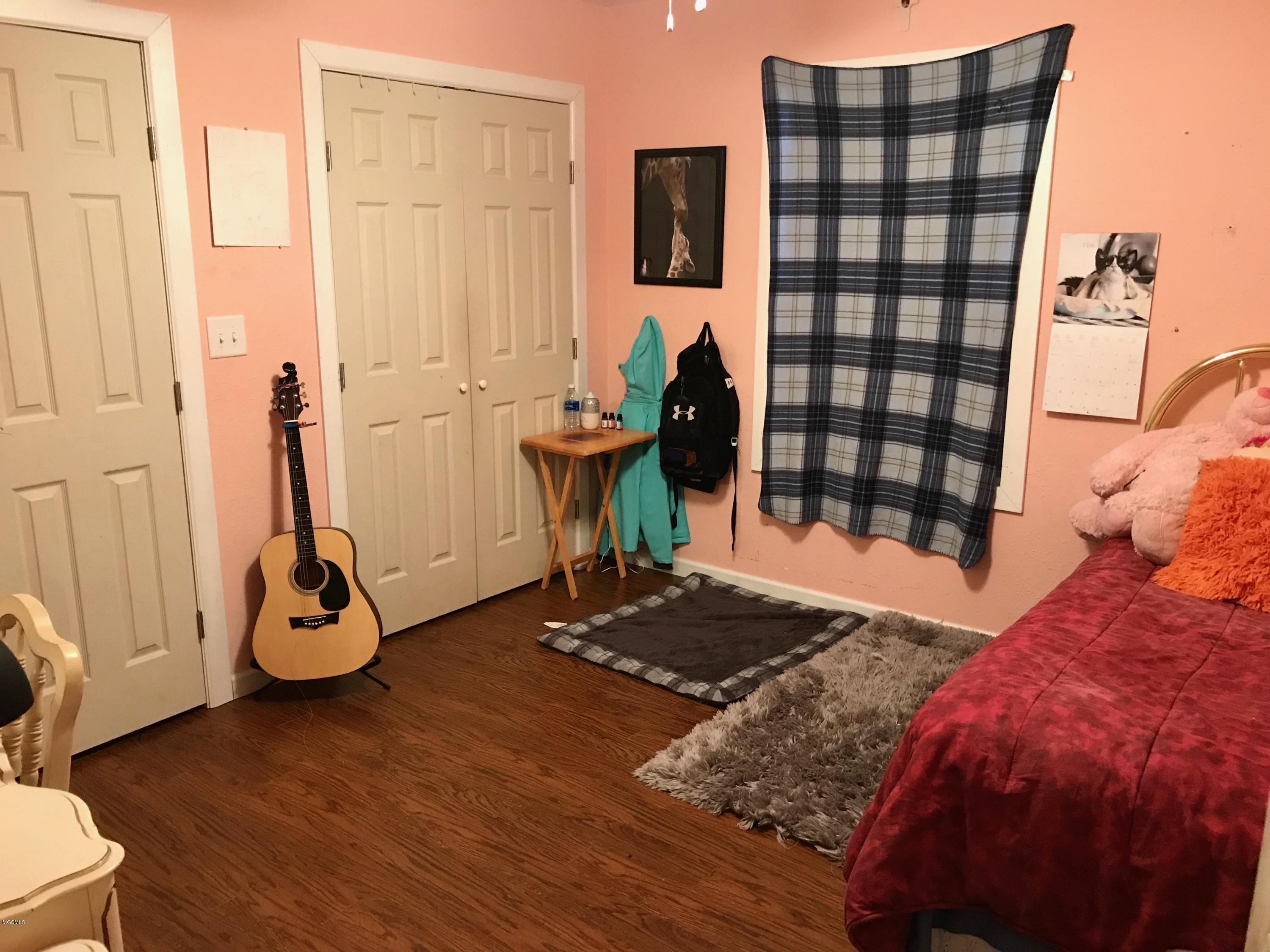 12459 Oaklawn Road Biloxi, MS 39532 - Photo 11 of 23 Bedroom 4