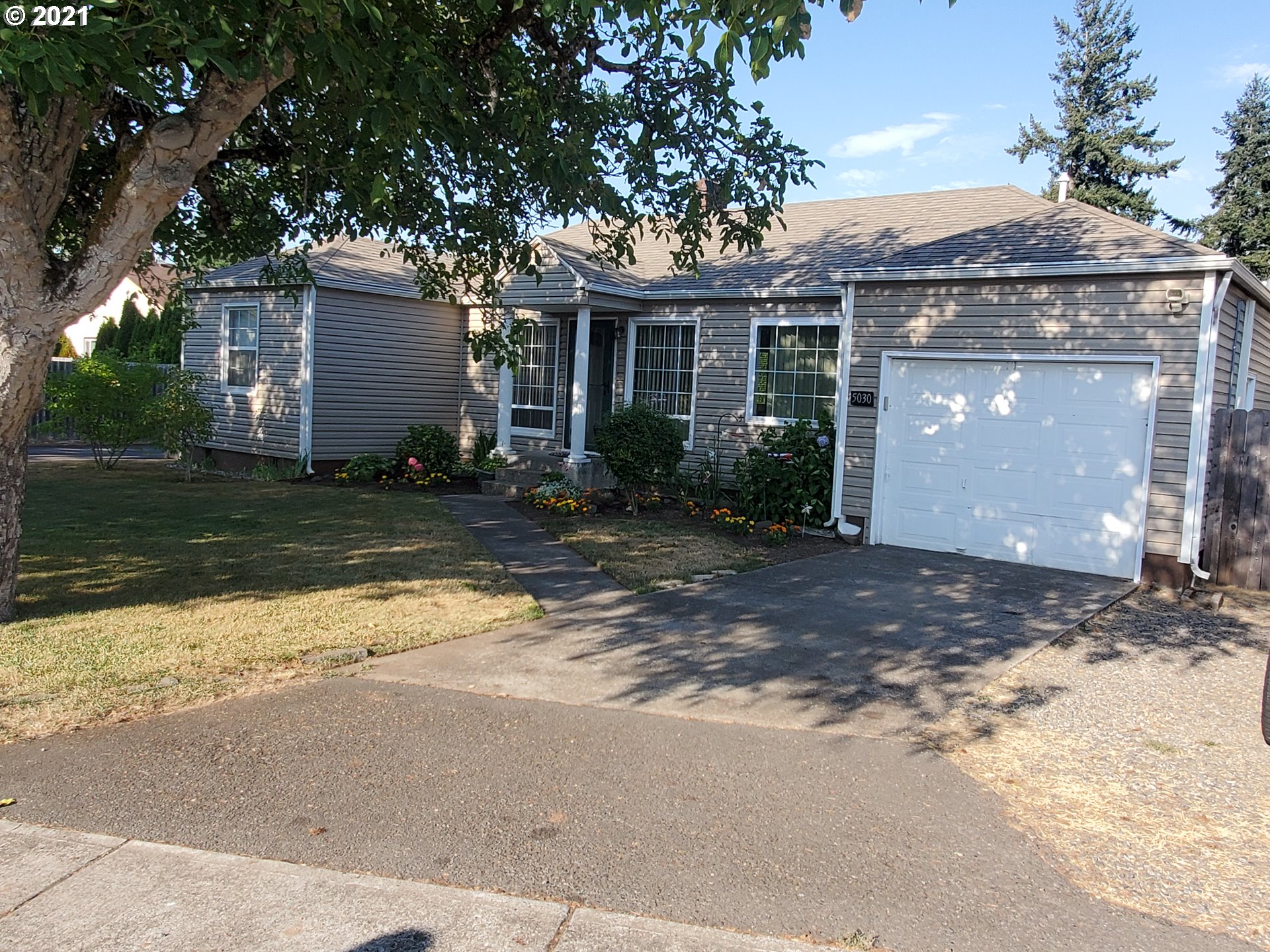 5030 Windsor Island Road North Keizer, OR 97303 - Photo 1 of 11 Gallery Image 1