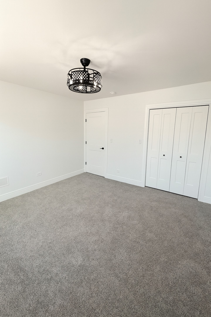 740 East 155th Street Phoenix, IL 60426 - Photo 13 of 18