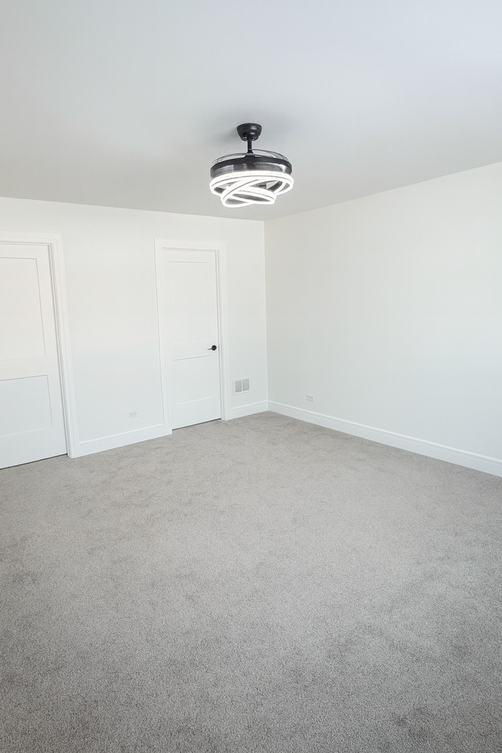 740 East 155th Street Phoenix, IL 60426 - Photo 7 of 18