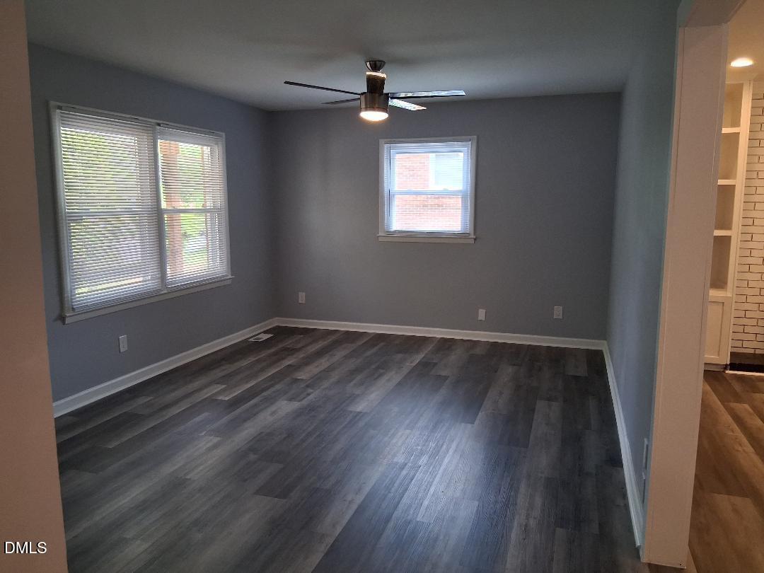 829 Greenwich Street Raleigh, NC 27610 - Photo 3 of 13 green lr