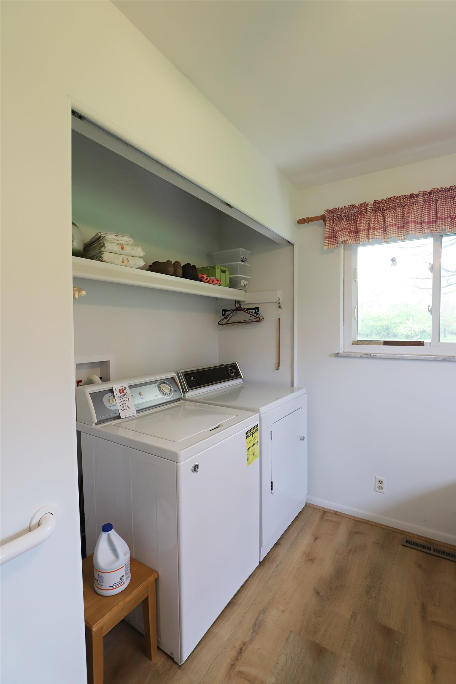 3378 Elms Road Flushing, MI 48433 - Photo 11 of 33 50173939-af6c957a-ae8b-408e-a0b5-90925a9afe77.JPG