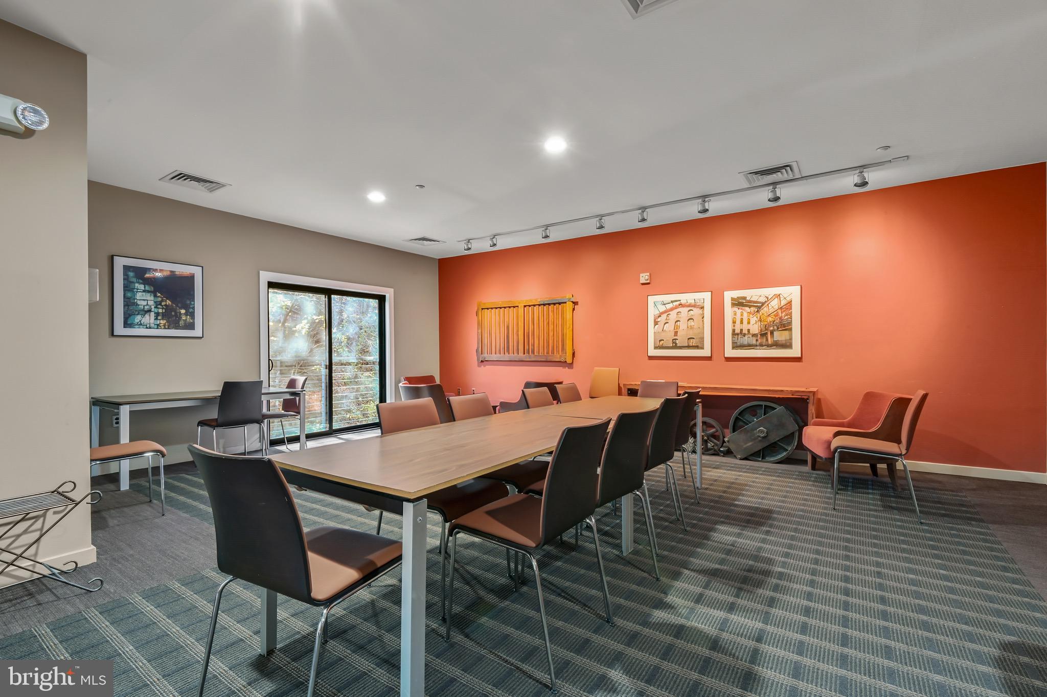 2007 Clipper Park Road, Unit 113 Baltimore, MD 21211 - Photo 16 of 22 Meeting room
