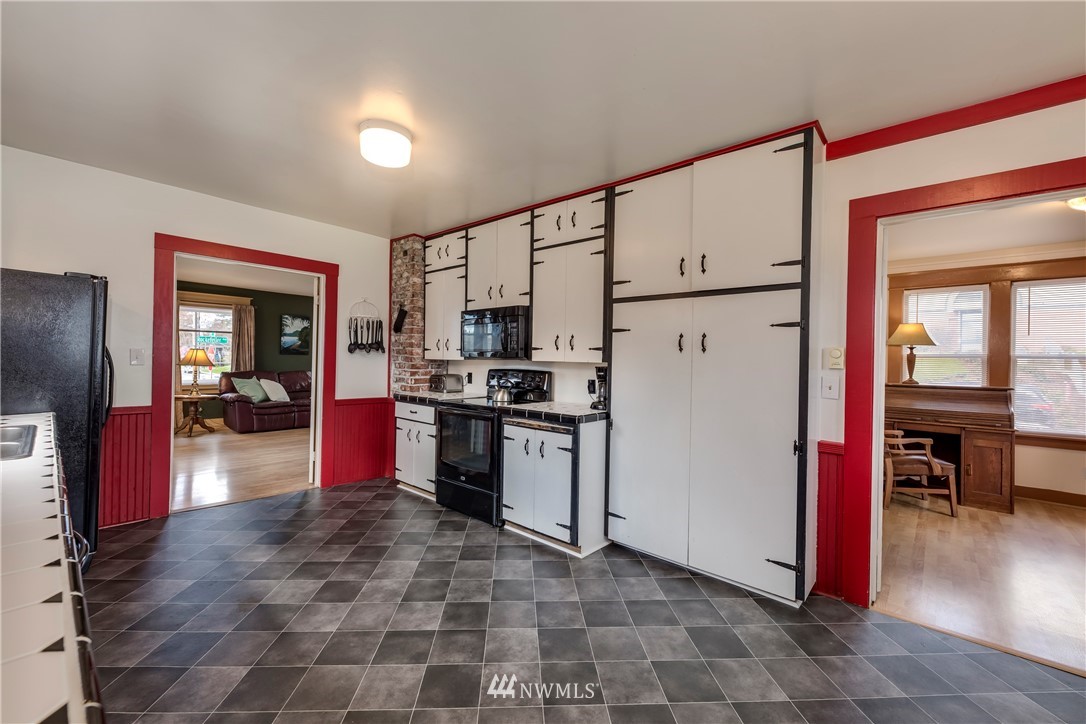 1001 Rockefeller Avenue Everett, WA 98201 - Photo 8 of 25 Gallery Image 8