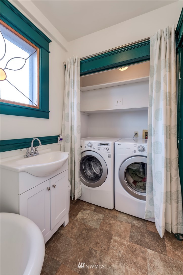 1001 Rockefeller Avenue Everett, WA 98201 - Photo 10 of 25 Gallery Image 10
