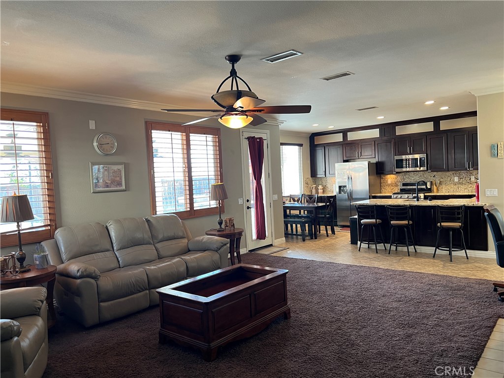 11617 Harvard Way Yucaipa, CA 92399 - Photo 17 of 60