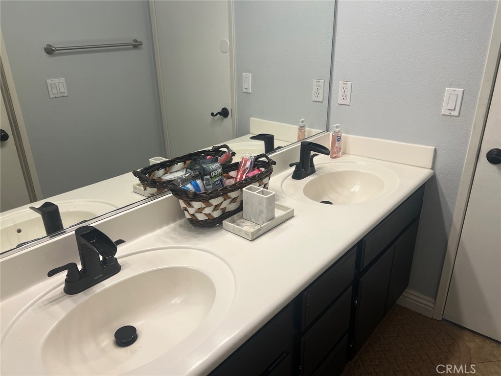 11617 Harvard Way Yucaipa, CA 92399 - Photo 46 of 60