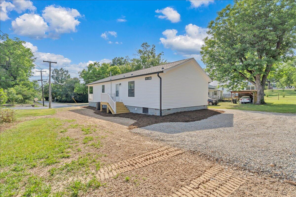 20 Spring Street Rocky Mount, VA 24151 - Photo 27 of 36 27-MIB07893