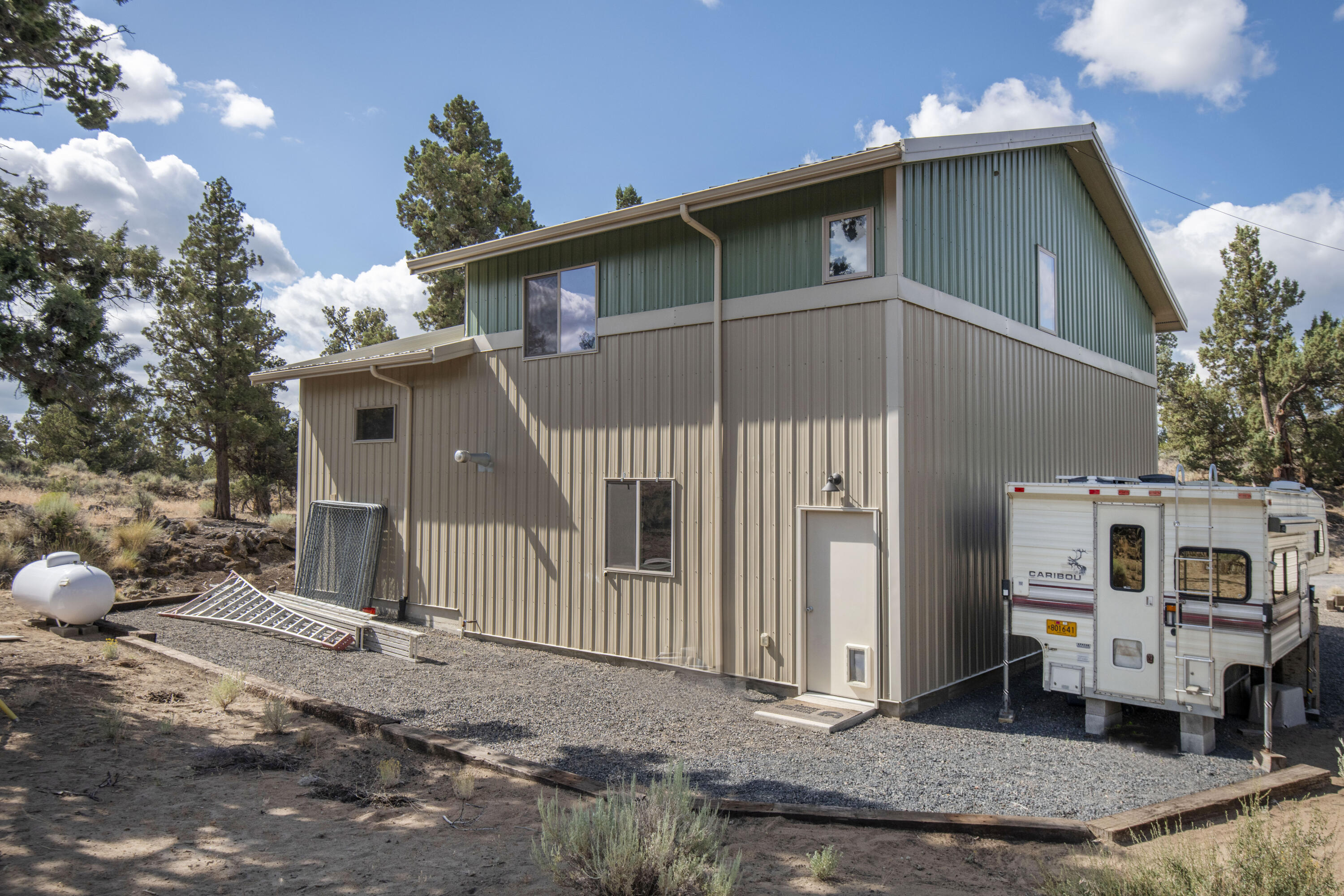 64401 Deschutes Market Road Bend, OR 97701 - Photo 32 of 37 64401 Deschutes Market Rd - 32