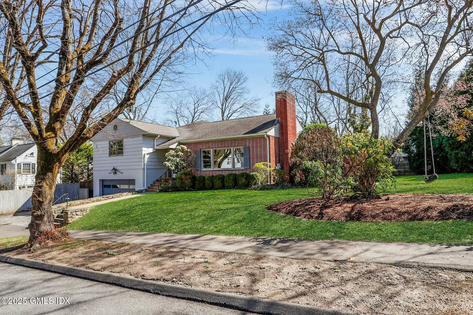 17 Perryridge Road Greenwich, CT 06830 - Photo 3 of 38 003-481141-_X0A4198_14044713