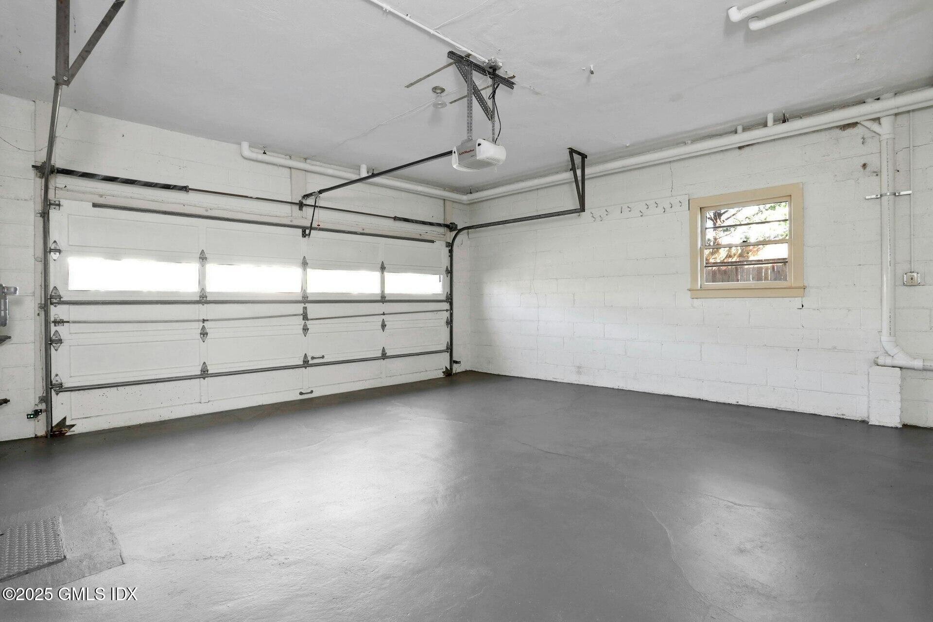 17 Perryridge Road Greenwich, CT 06830 - Photo 31 of 38 031-481141-_X0A4165_14044690