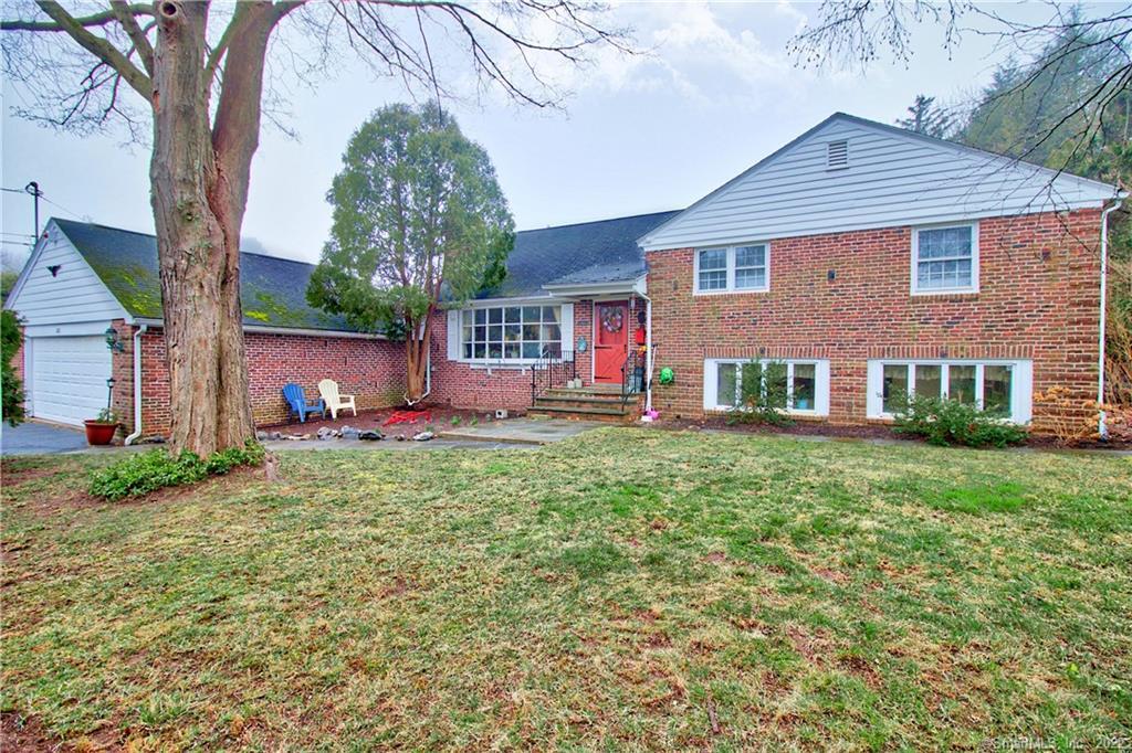 105 Guernseytown Road Watertown, CT 06795 - Photo 1 of 1 Gallery Image 1