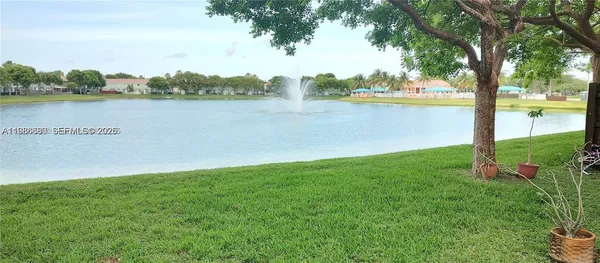 $2,600 | 2470 Southeast 15th Place, Unit 335, Homestead, FL 33035