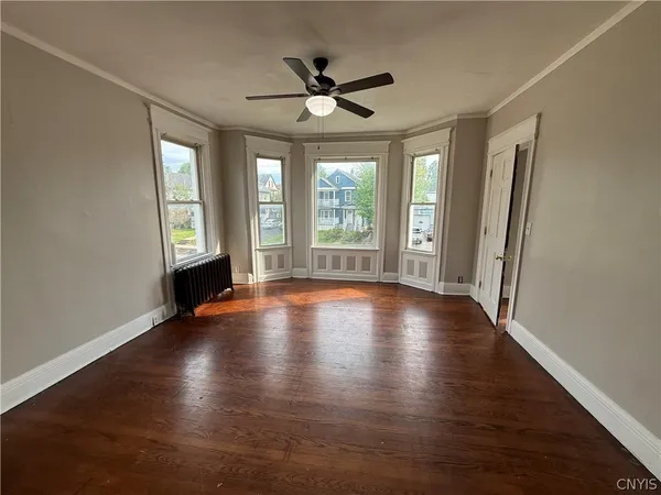 $1,500 | 2012 Whitesboro Street, Utica, NY 13502