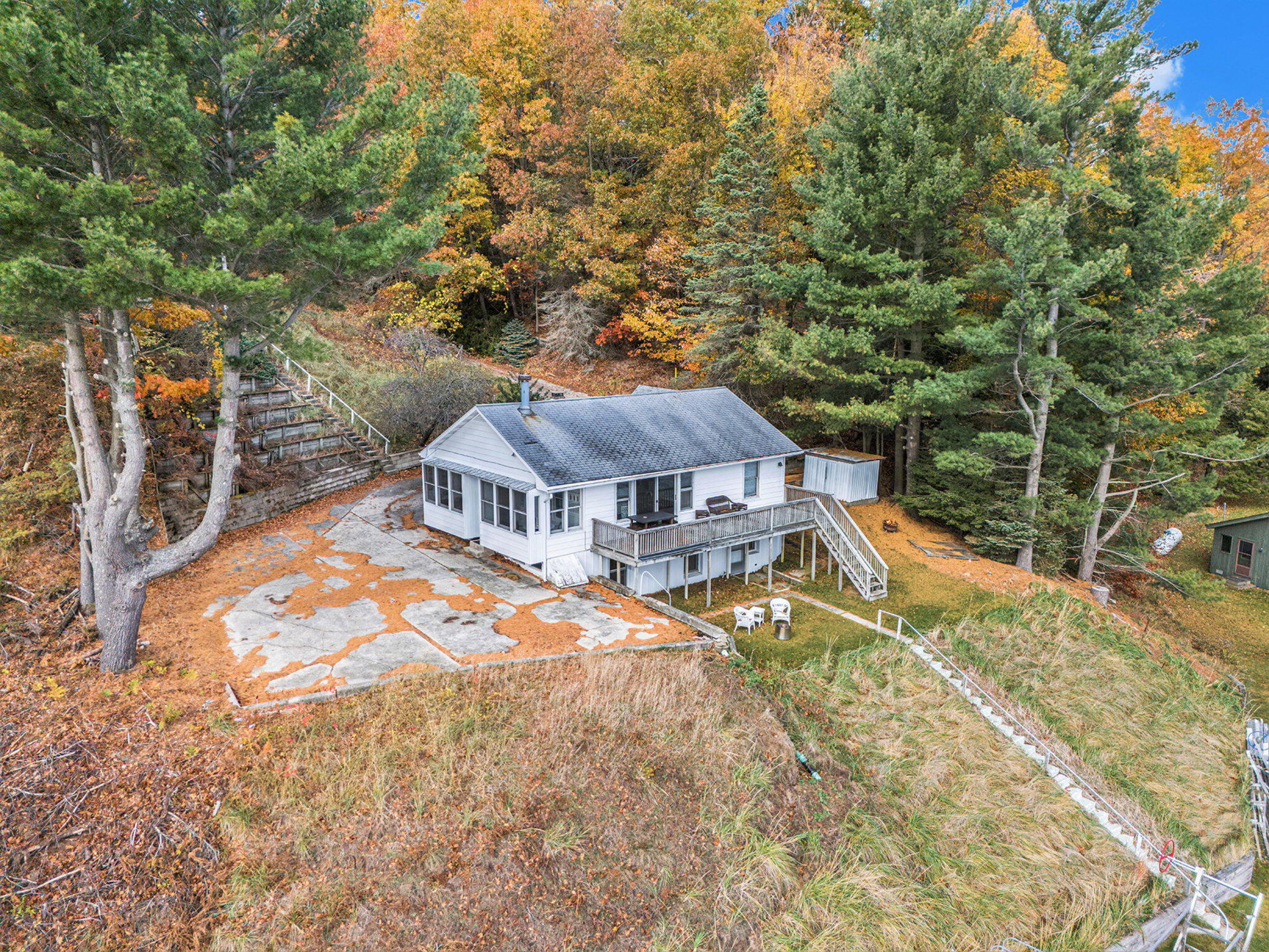 3376 Piney Ridge Road Ludington, MI 49431 - Photo 4 of 44 dji_20241101114945_0476_d_465
