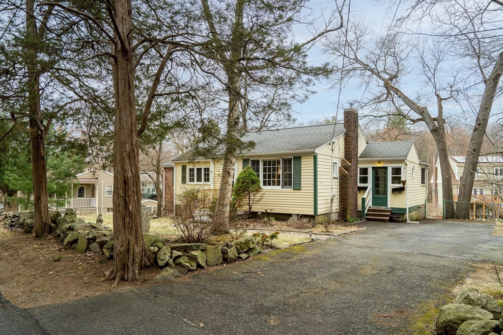 55 Fuller Street Dedham, MA 02026 - Photo 2 of 30