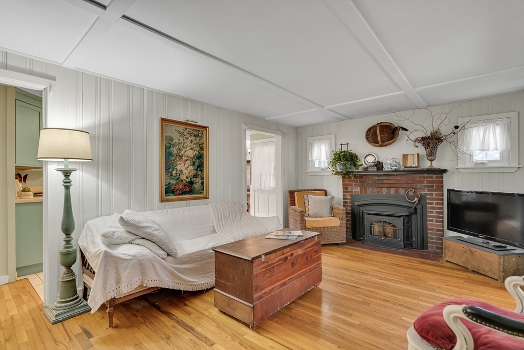 55 Fuller Street Dedham, MA 02026 - Photo 4 of 30