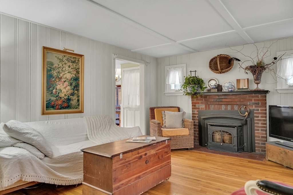 55 Fuller Street Dedham, MA 02026 - Photo 5 of 30