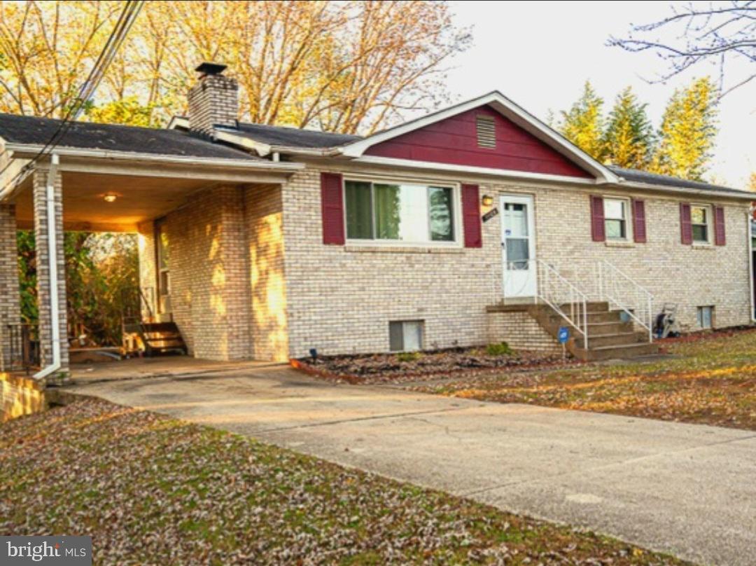 11109 Piscataway Road Clinton, MD 20735 - Photo 1 of 7 Front of House