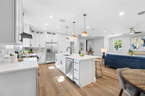 $770,000 | 1004 West Henry Avenue, Tampa, FL 33604