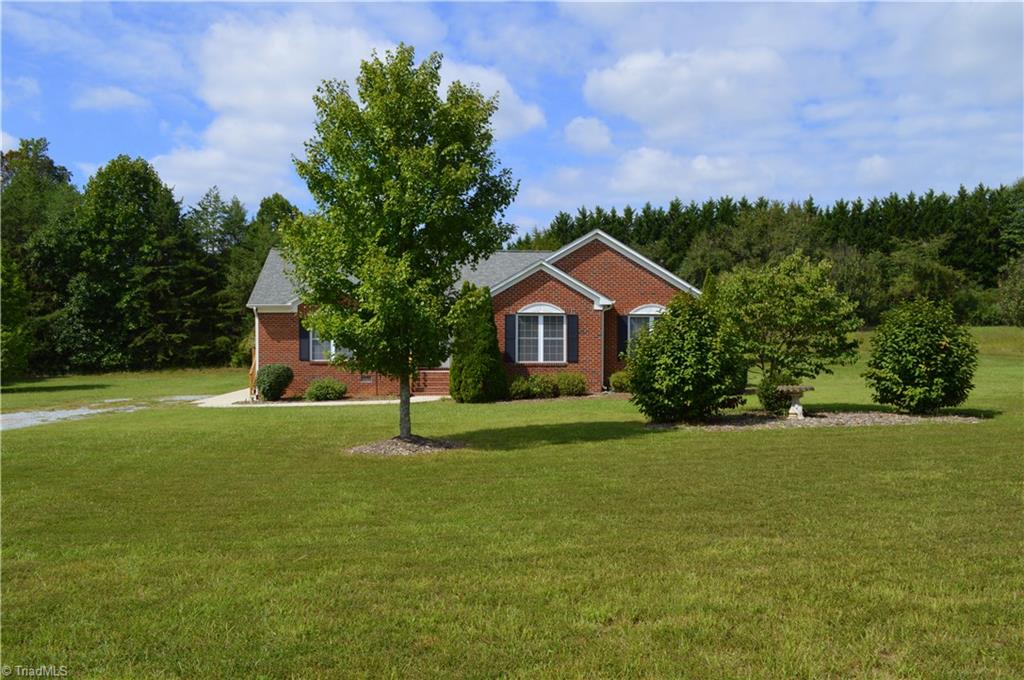 5895 Stanley Huff Road Summerfield, NC 27358 - Photo 2 of 30 Exterior Front