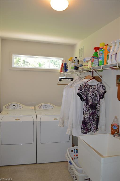 5895 Stanley Huff Road Summerfield, NC 27358 - Photo 30 of 30 Laundry