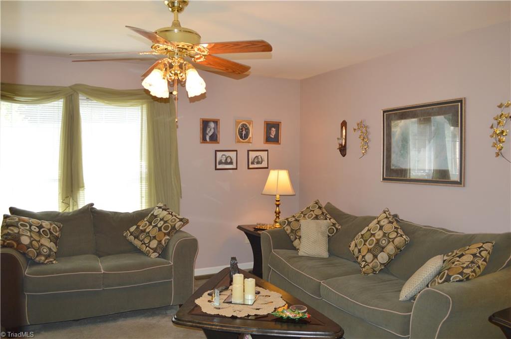 5895 Stanley Huff Road Summerfield, NC 27358 - Photo 10 of 30 Living Room