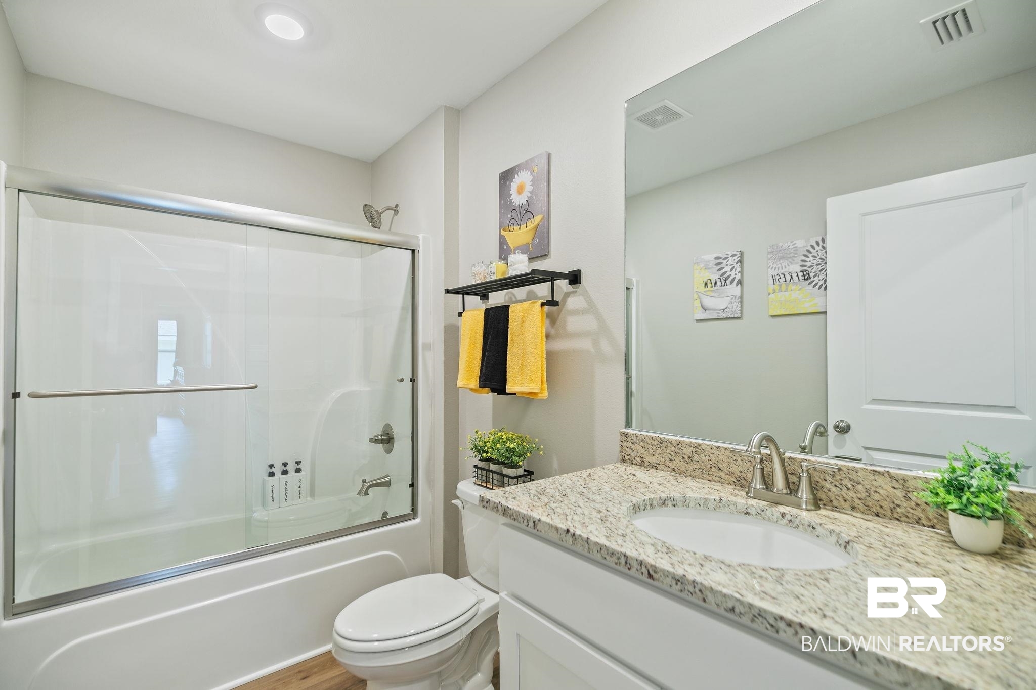 1187 Hayward Loop Foley, AL 36535 - Photo 30 of 65 Bathroom 2
