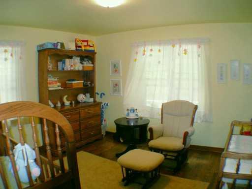 321 McClelland Road Canonsburg, PA 15317 - Photo 2 of 8 Gallery Image 2