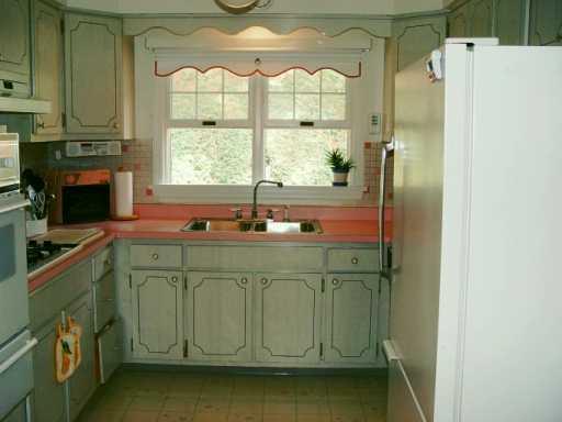 321 McClelland Road Canonsburg, PA 15317 - Photo 3 of 8 Gallery Image 3