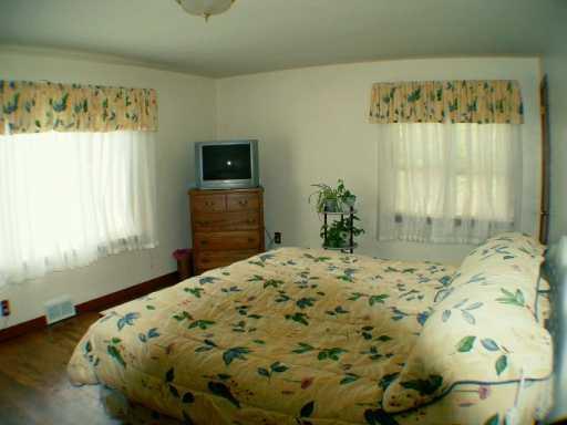 321 McClelland Road Canonsburg, PA 15317 - Photo 4 of 8 Gallery Image 4