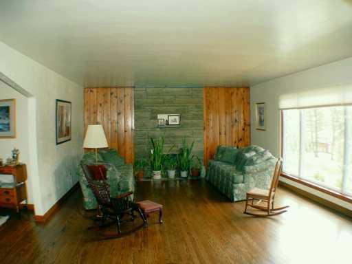 321 McClelland Road Canonsburg, PA 15317 - Photo 7 of 8 Gallery Image 7