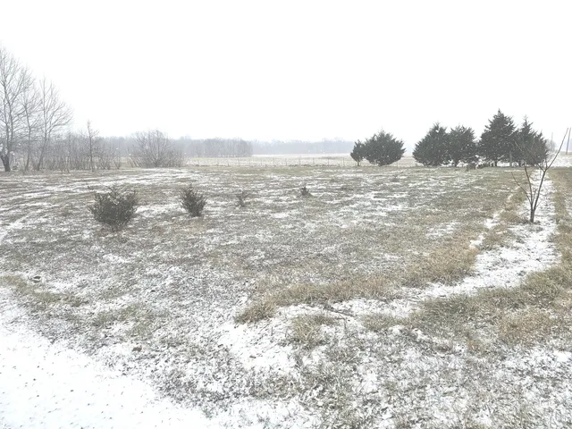 $198,500 | 8750 North Brehm Lane, Belle Rive, IL 62810