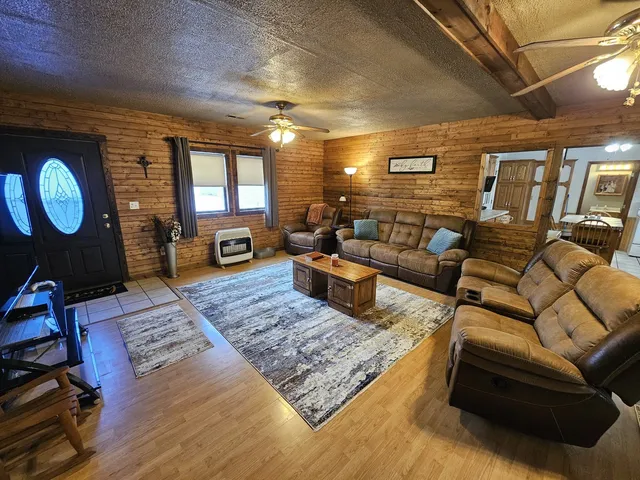 $198,500 | 8750 North Brehm Lane, Belle Rive, IL 62810