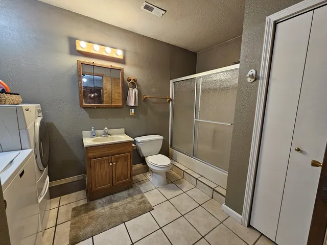 $198,500 | 8750 North Brehm Lane, Belle Rive, IL 62810