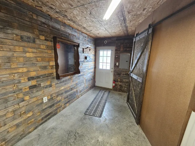 $198,500 | 8750 North Brehm Lane, Belle Rive, IL 62810