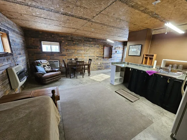 $198,500 | 8750 North Brehm Lane, Belle Rive, IL 62810