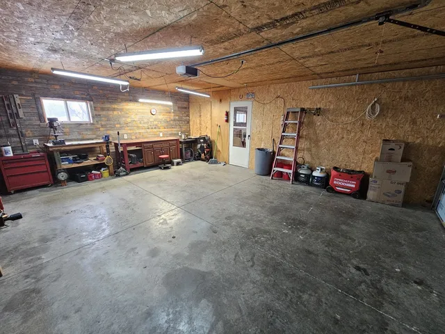 $198,500 | 8750 North Brehm Lane, Belle Rive, IL 62810