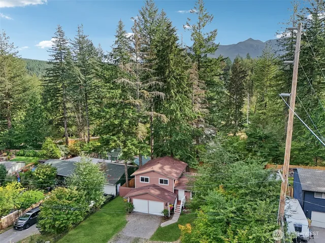 $750,000 | 43233 Southeast 176th Street, North Bend, WA 98045