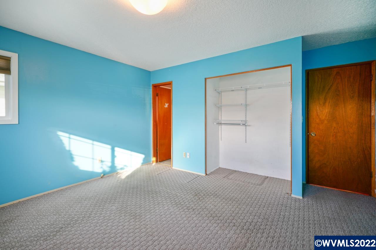 1104 Stanfield Road Woodburn, OR 97071 - Photo 20 of 31