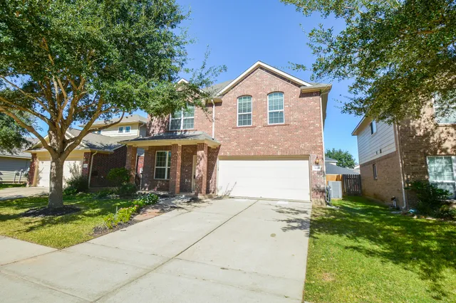 $339,000 | 24526 Lakecrest Town Drive, Katy, TX 77493