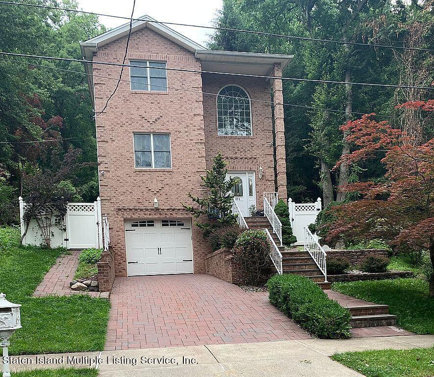 373 St George Road Staten Island, NY 10306 - Photo 2 of 25 1 373 St George front