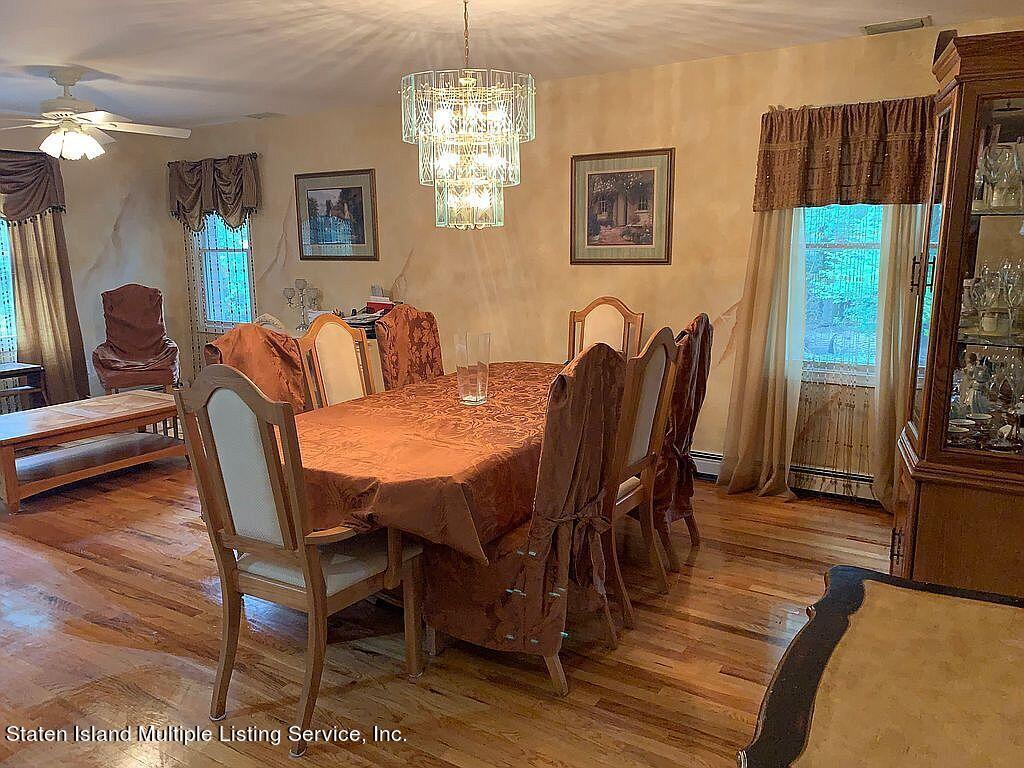373 St George Road Staten Island, NY 10306 - Photo 7 of 25 DINING ROOM
