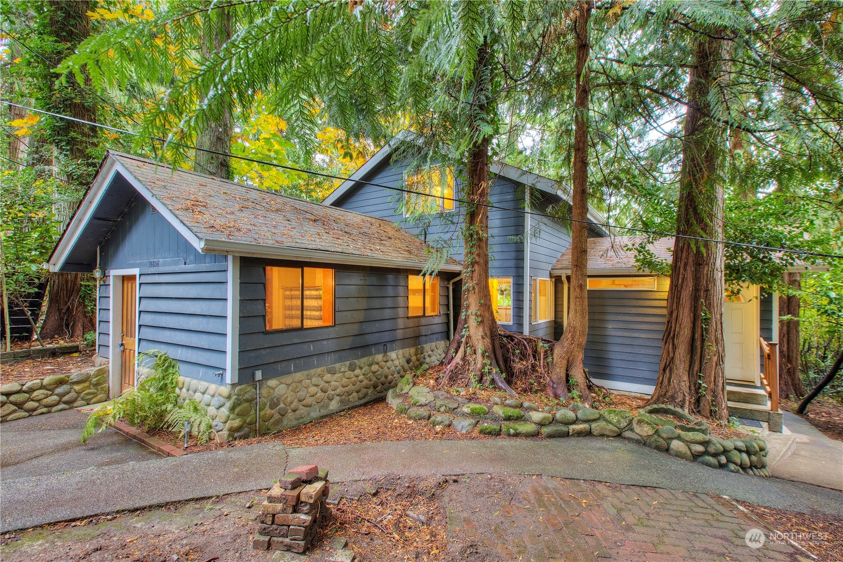 14804 196th Avenue Southeast Renton, WA 98059 - Photo 5 of 31 Gallery Image 5