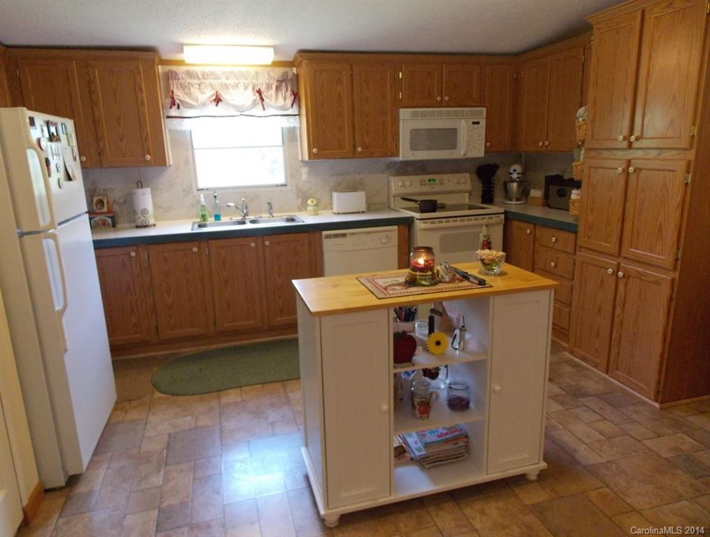 587 Edwards Road Fort Lawn, SC 29714 - Photo 7 of 21 Gallery Image 7