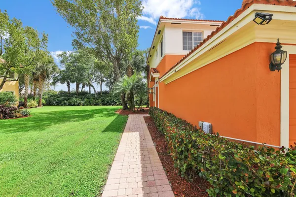 $399,000 | 7329 Briella Drive, Boynton Beach, FL 33437