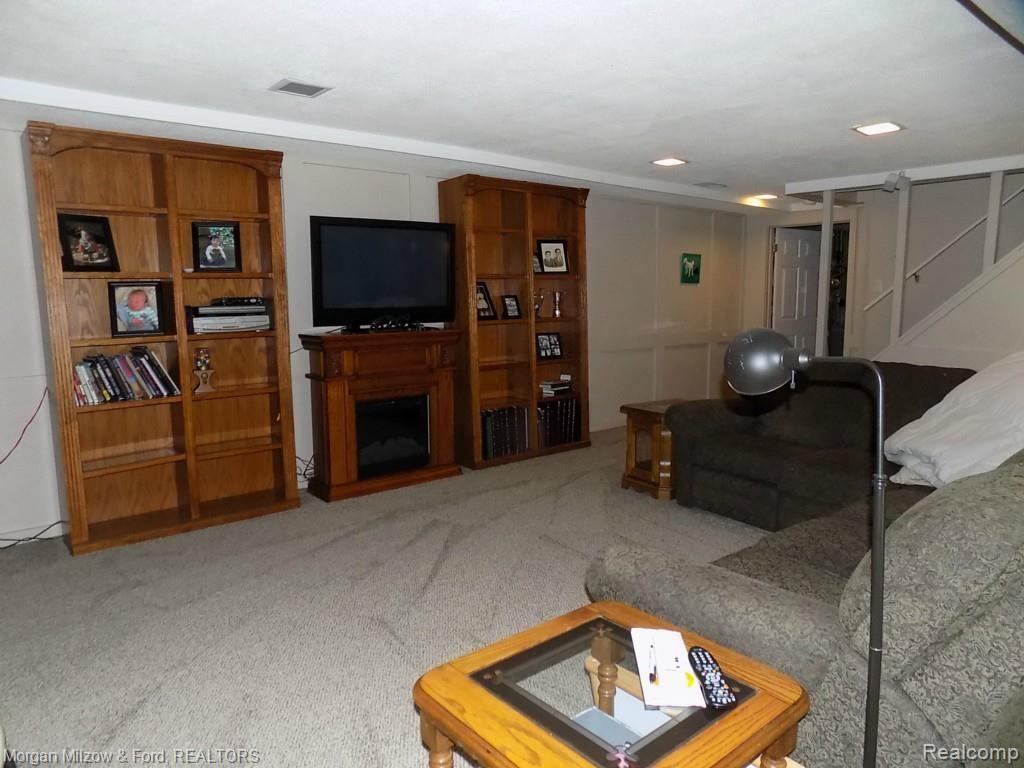 7899 Reese Road Clarkston, MI 48348 - Photo 23 of 33 23.jpg
